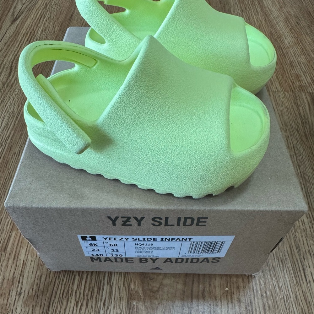 Adidas Kids Yeezy Slide - Bright Yellow